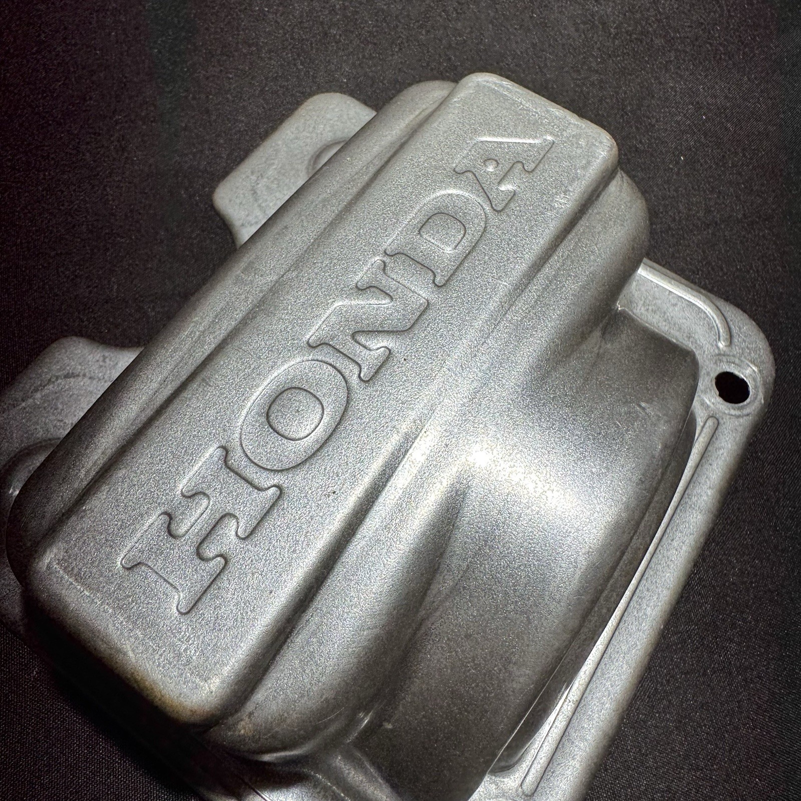 Honda GCV160 GCV 160 Engine Valve Cover Assembly