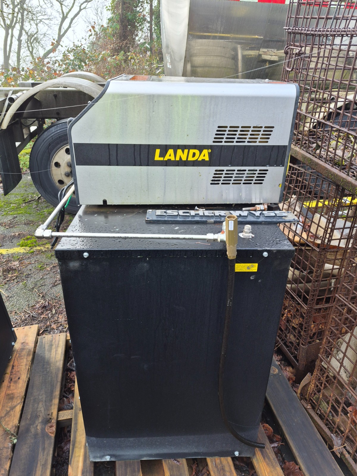LANDA Heated Pressure Washer Model No. EHW4-30024F, 3000PSI, Max Temp 120F