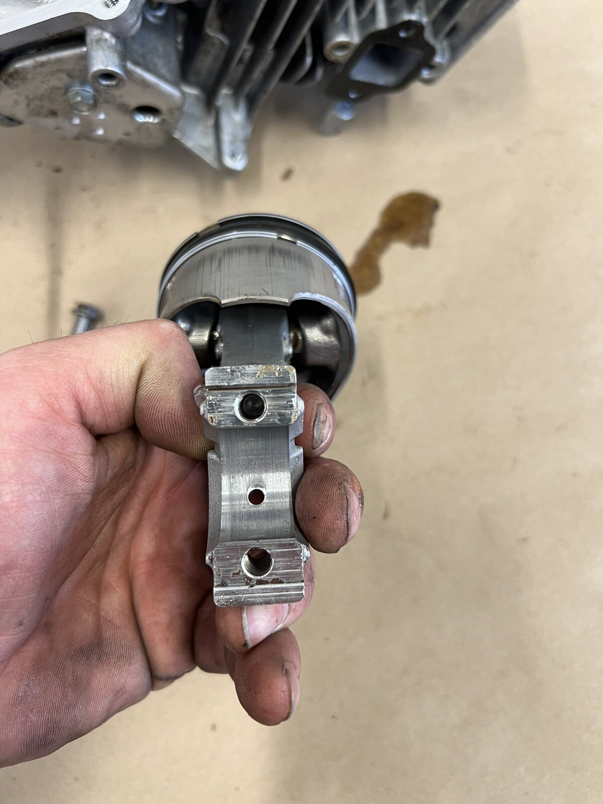 Honda XR2600 5.0 HP Crankcase Engine Piston For Rebuild B240
