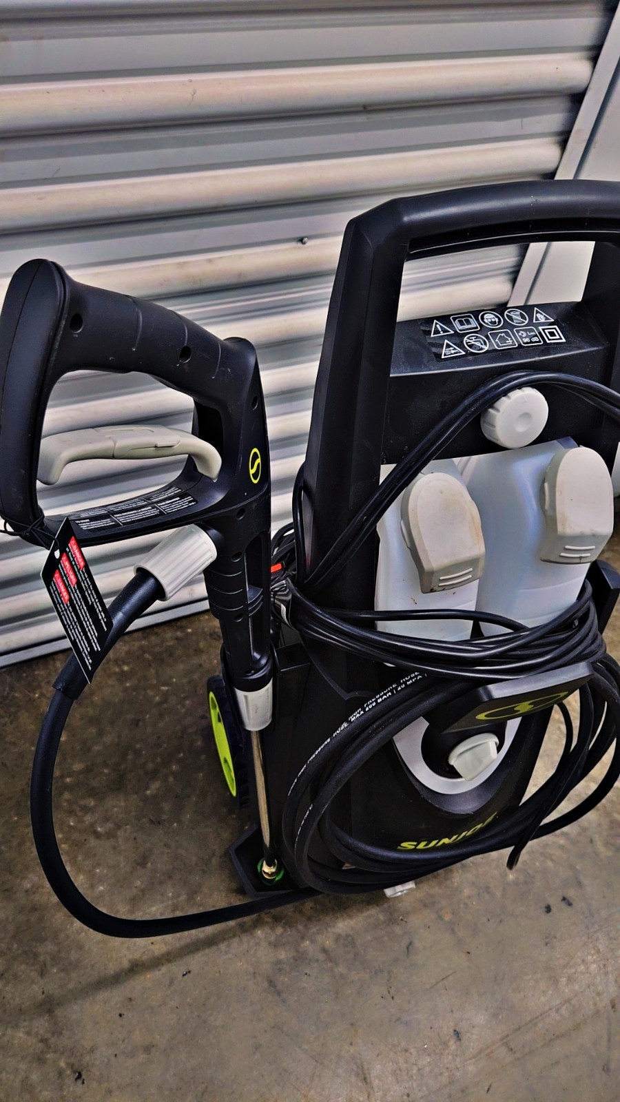 Sun Joe SPX3000 Electric Pressure Washer 2030 PSI 1.2 GPM Dual Soap Tanks