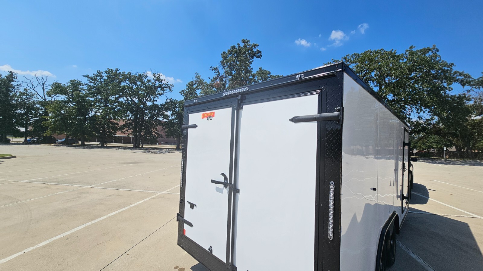 ENCLOSED HOT WATER PRESSURE WASH/SOFT WASH TRAILER W/ SPOT FREE