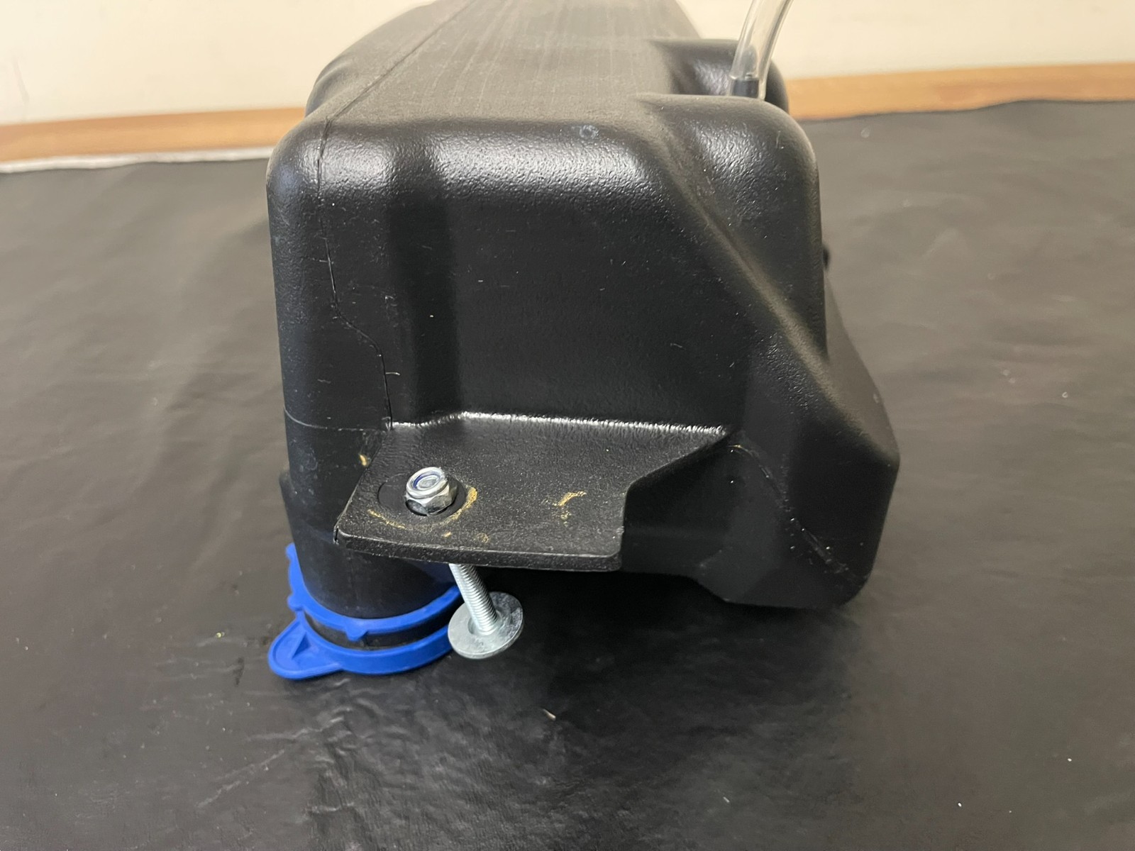 RYOBI 3000 PSI 1.1 GPM Pressure Washer Shampoo chemical Tank