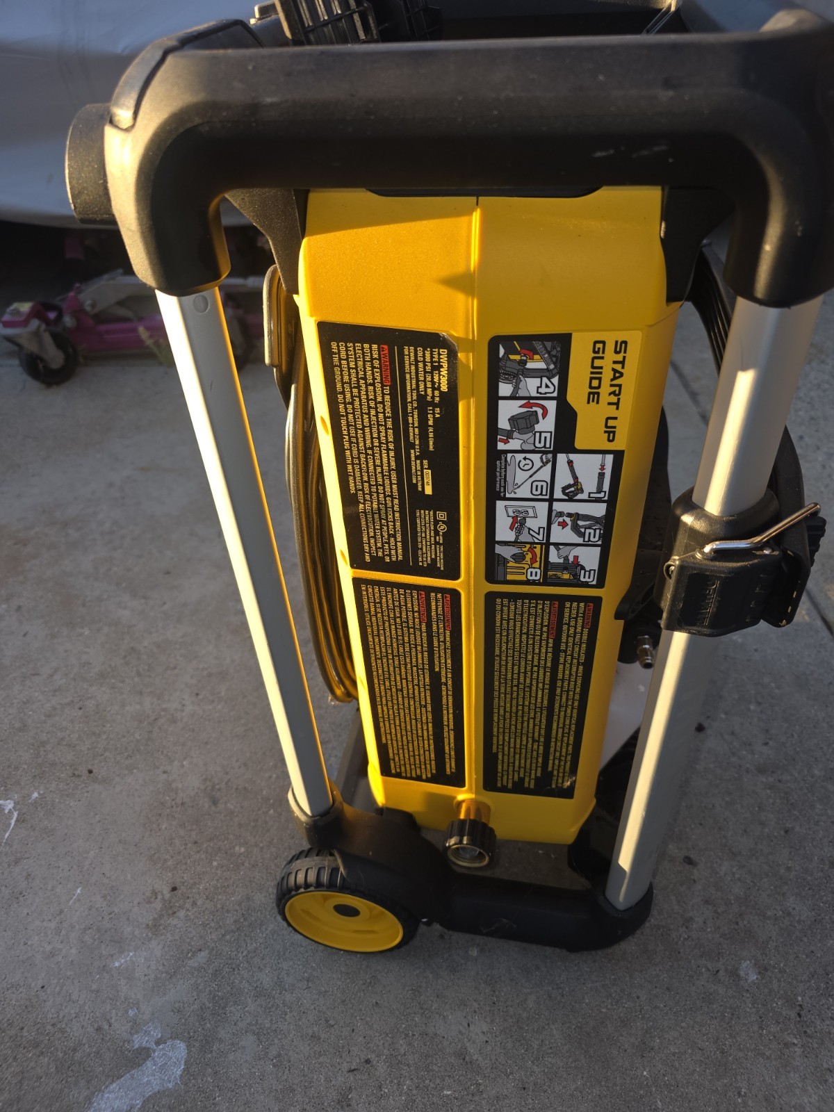 DEWALT DWPW3000 3000-MAX PSI 1.1-GPM Brushless Electric Pressure Washer