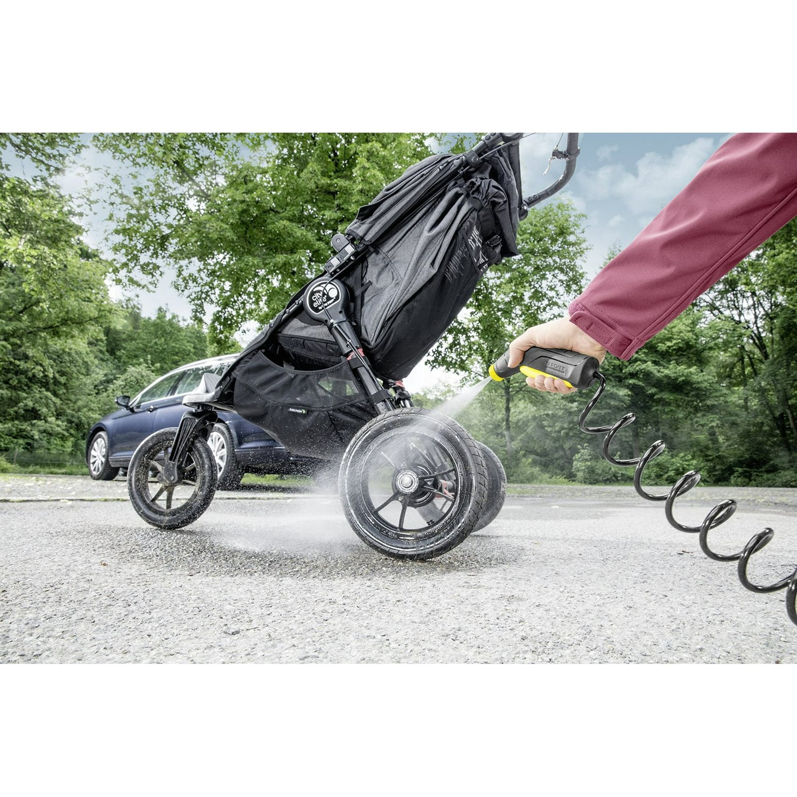 Karcher OC 3 Plus Portable Outdoor Cleaner with Tank & Battery, Low Pressure