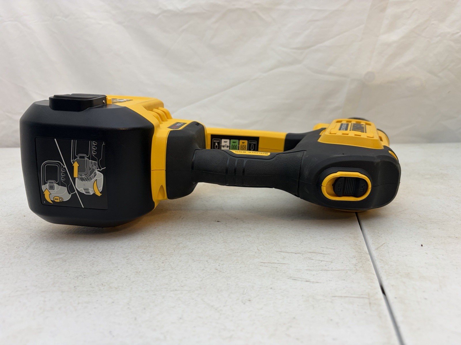 DEWALT FLEXVOLT 60V MAX 1000 PSI 1.0 GPM Power Cleaner TOOL ONLY DCPW1000