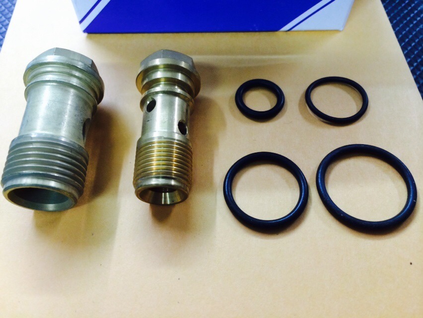Annovi Reverberi Pump Unloader Kit: VR 3/B Mounting Bolt AR2121