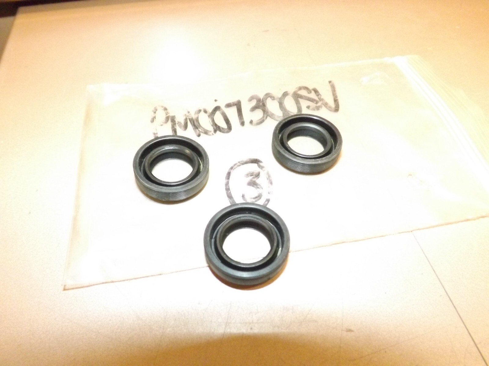 Lot of 3 NOS Campbell Hausfeld PM007300SV Oil Seals for some PW Model Washers