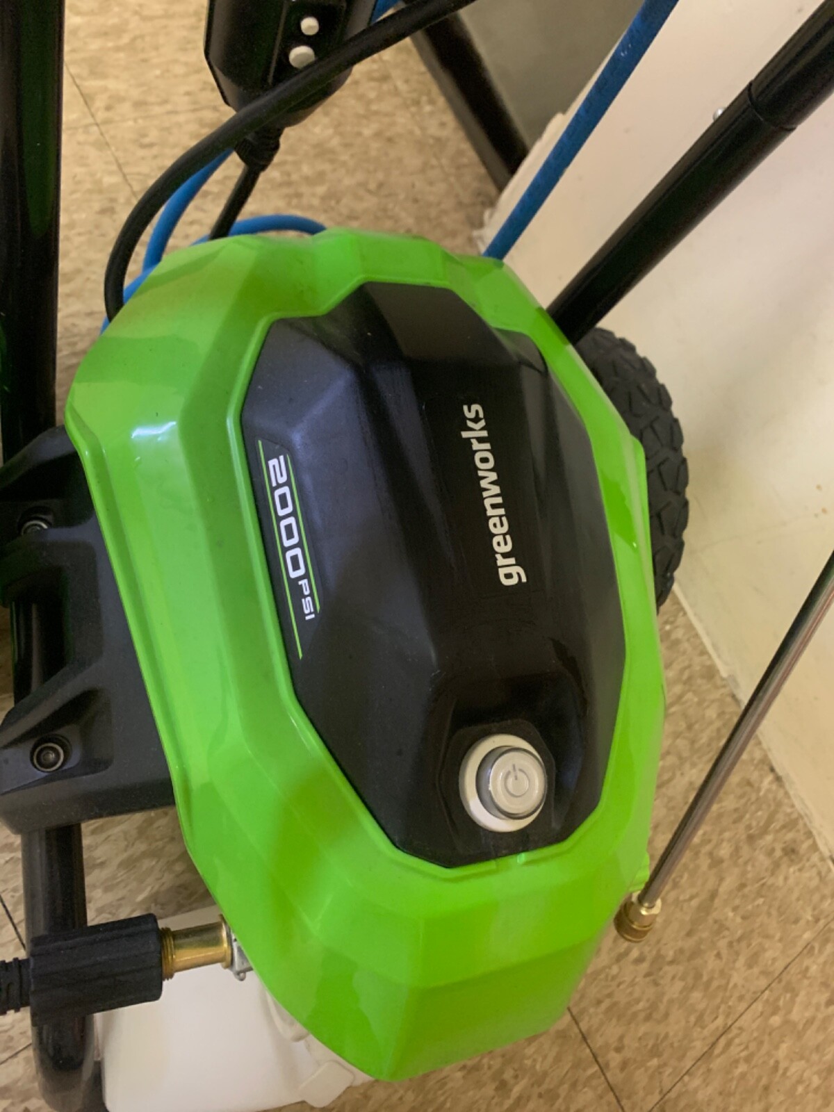 PRESSURE WASHER 2000 psi