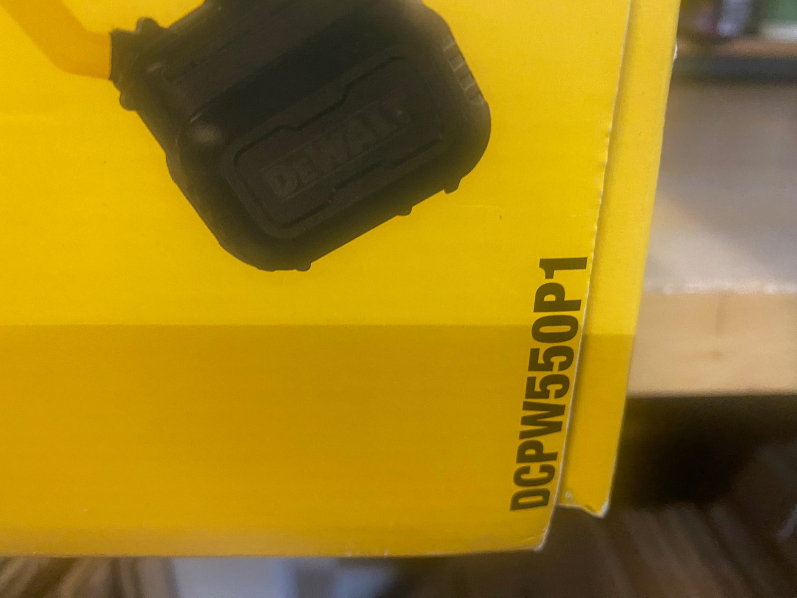 DEWALT DCPW550P1 20V MAX 550 PSI Power Cleaner Kit (5Ah Battery) Tool NEW