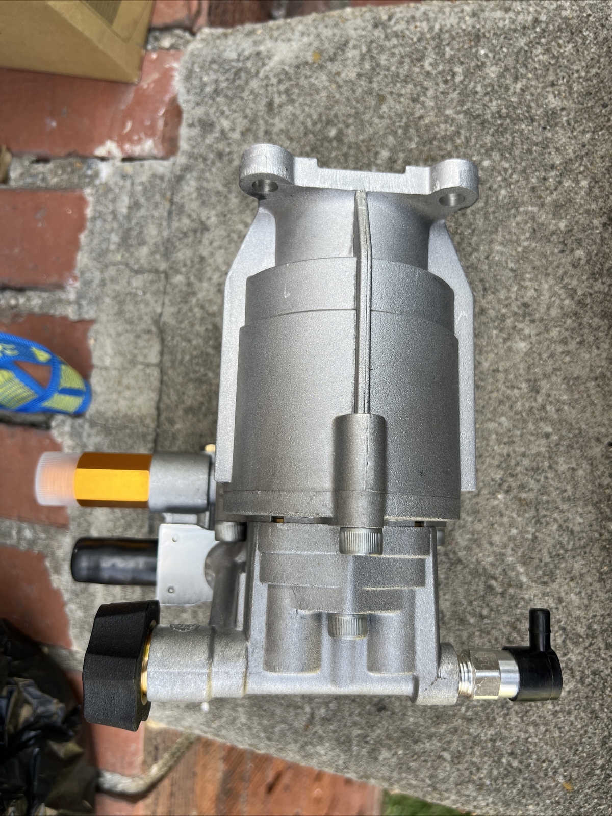 YAMATIC 3/4″ Shaft Horizontal Pressure Washer Pump Max 3300 PSI @ 2.5 GPM