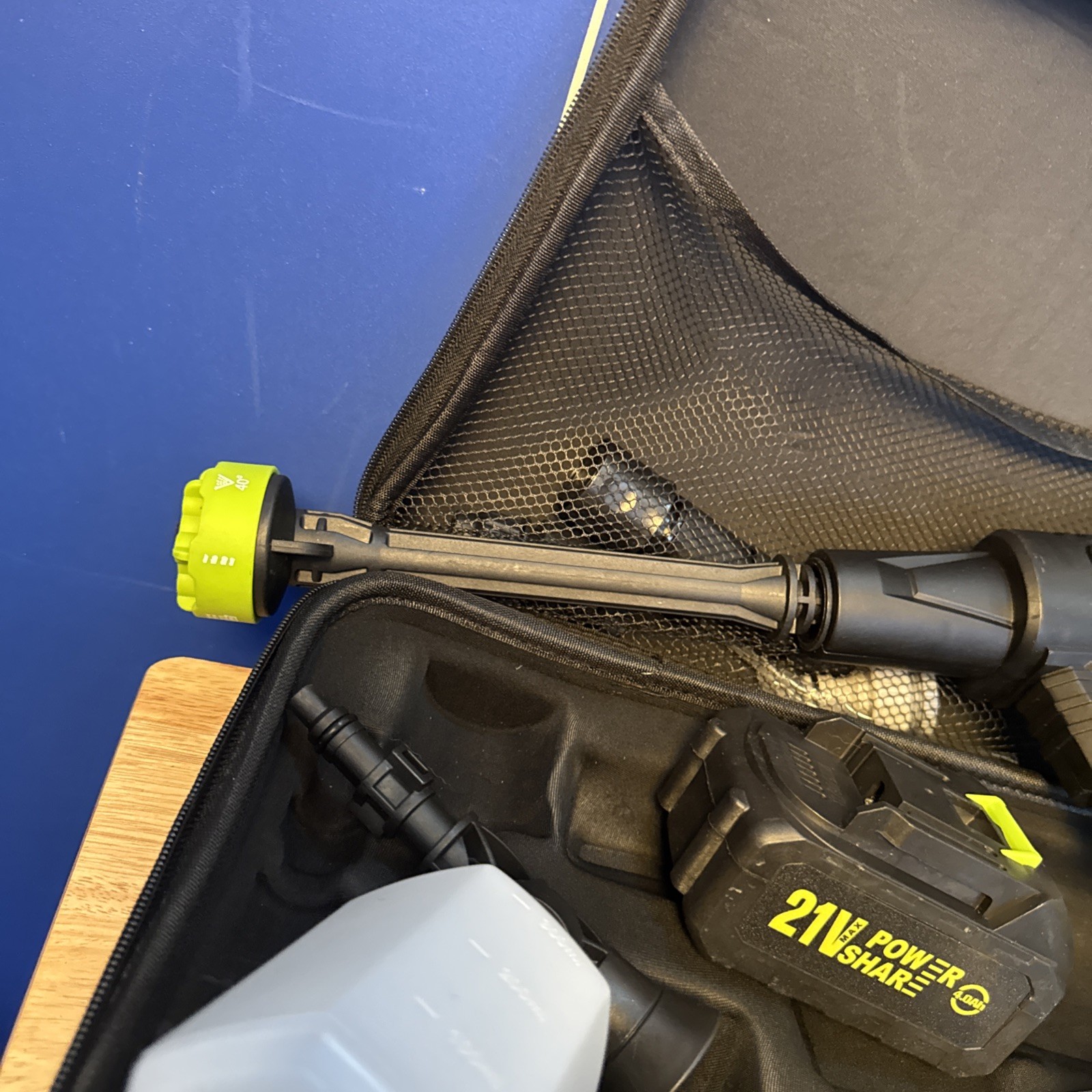 MIMYTH Cordless Compact Pressure Washer Kit Black Green with Hose Spray Gun
