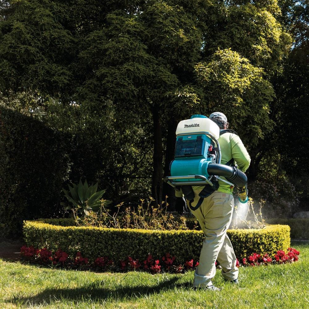Makita 40V Max Xgt Brushless 4 Gallon Backpack Mist Blower 8Ah Kit