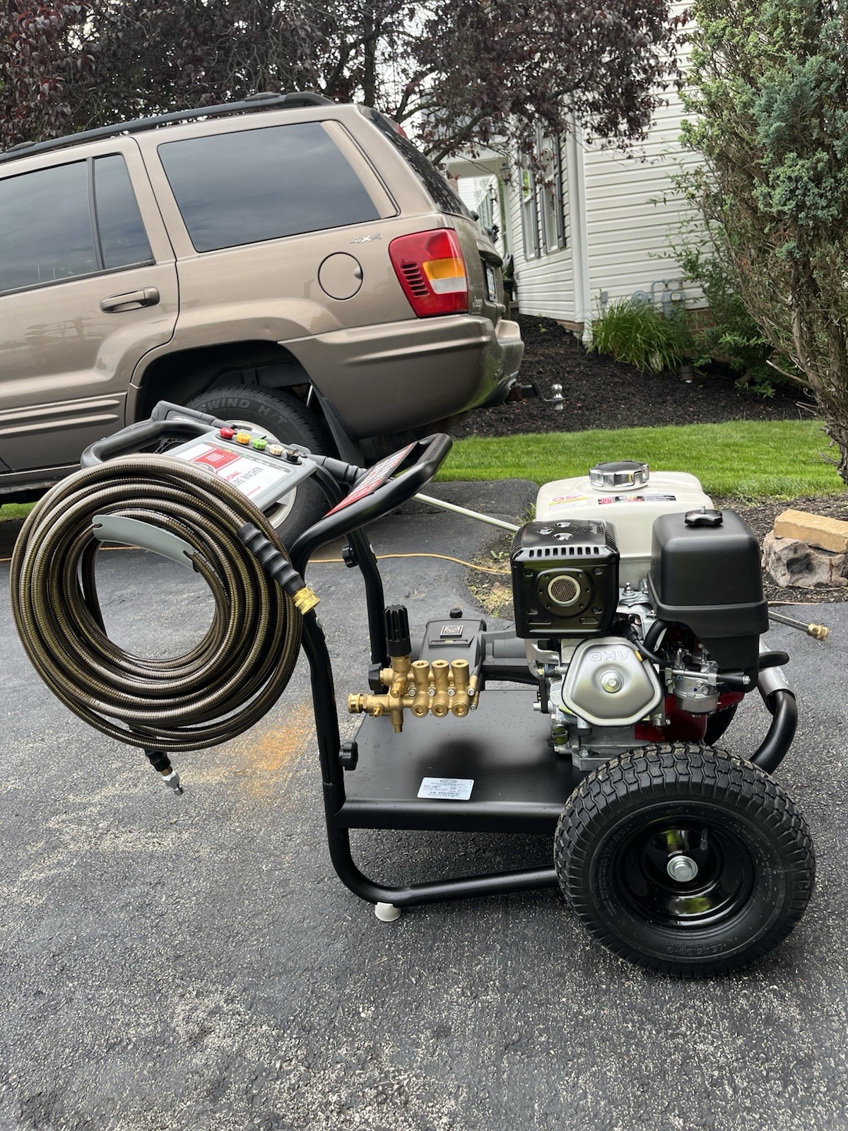 Simpson 4,000 PSI 3.5 GPM Professional Pressure Washer