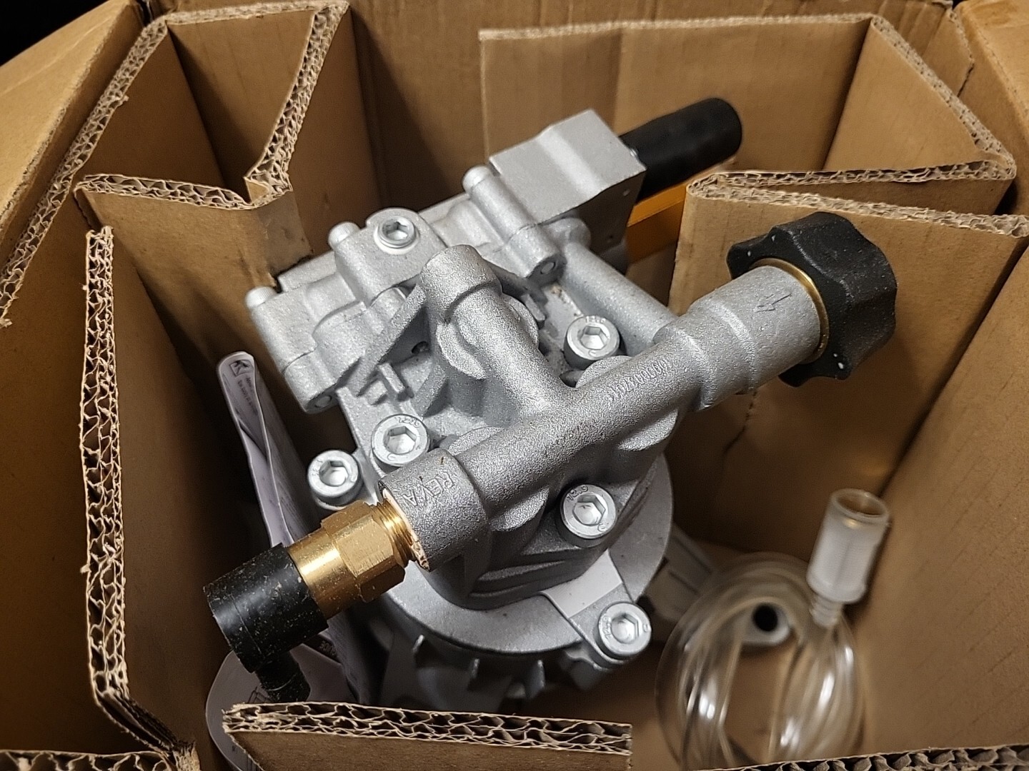 YAMATIC Pressure Washer Replacement Pump 7/8″Shaft Vertical 2500 PSI 2.0 GPM New
