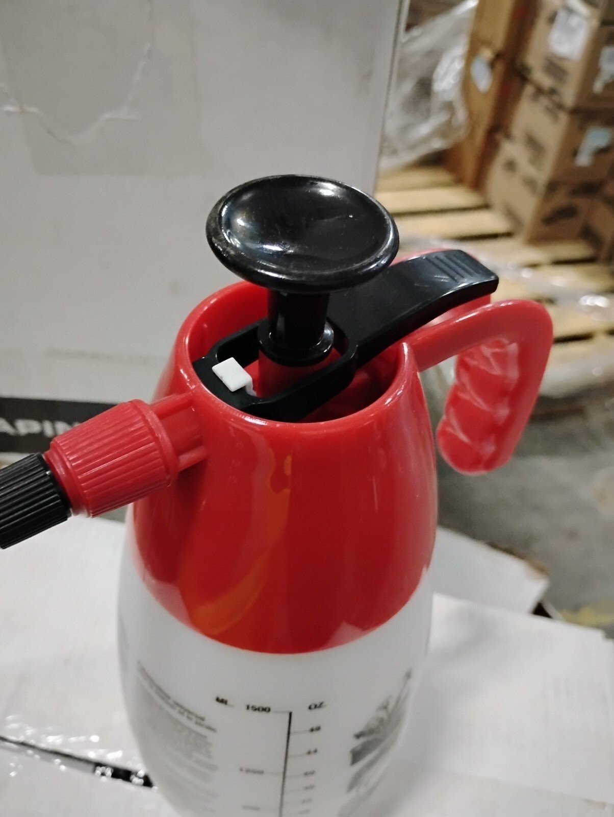 Chapin 1002 48-Oz Made in USA Heavy-Duty Multi-Purpose Sprayer