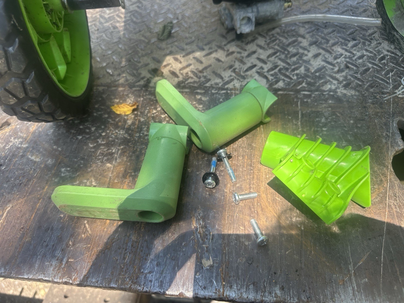 Parts Greenworks Pro Pressure Washer GWP 2300 PSI Cord Brackets & Hose Holder