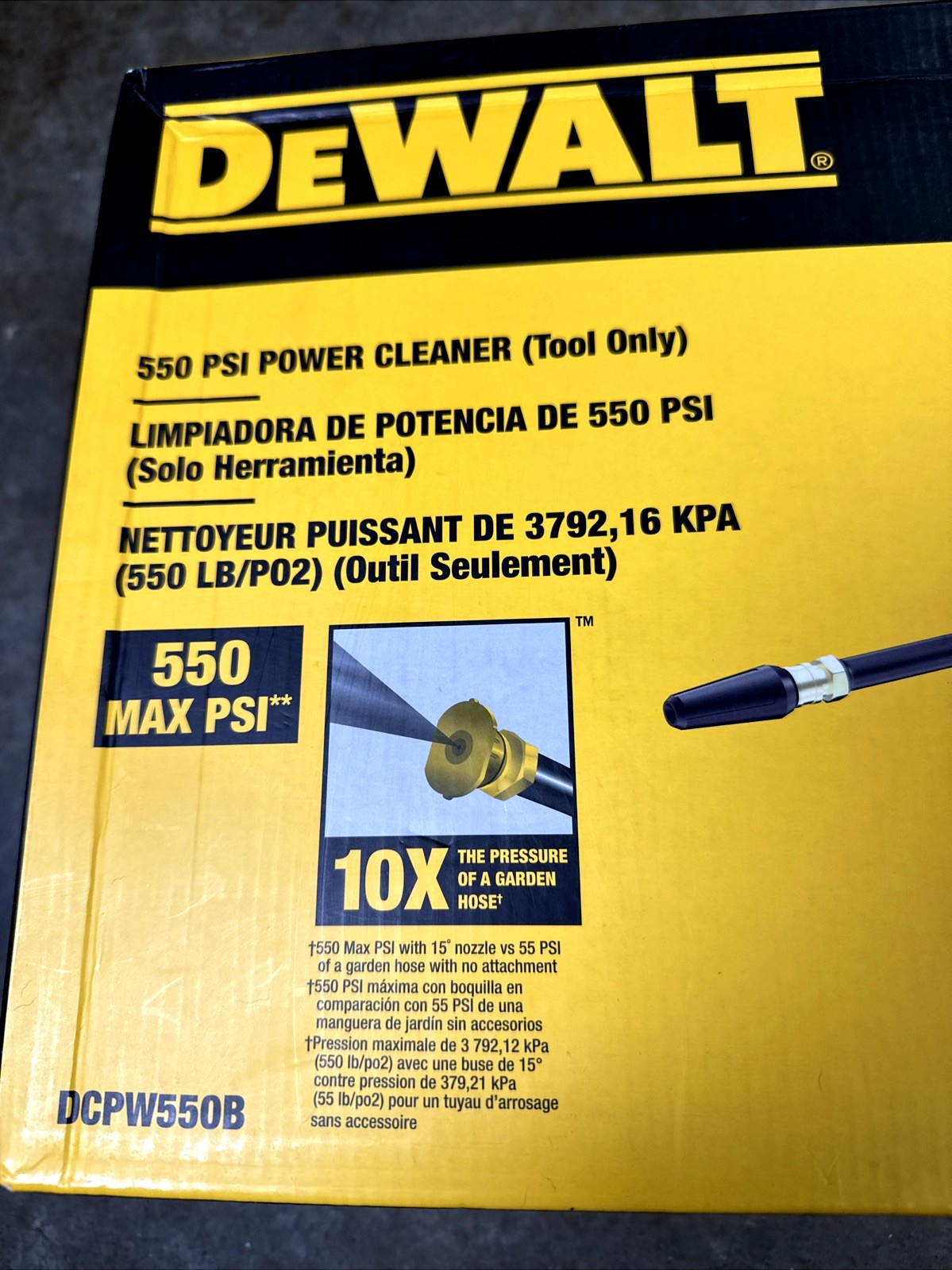 DEWALT DCPW550B 20V MAX Cordless 550-psi Pressure Washer Cleaner Kit Tool Only