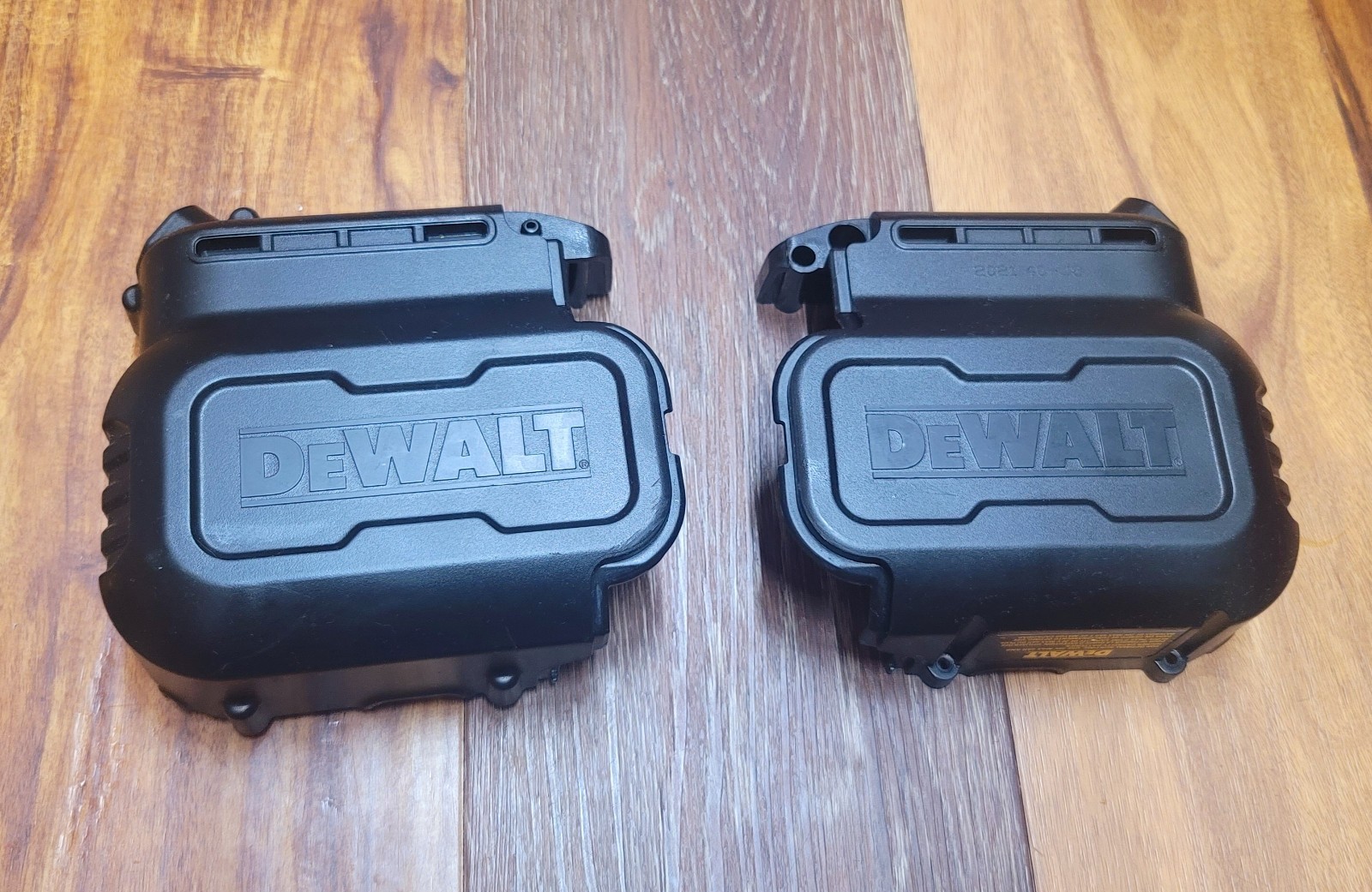 DEWALT BATTERY HOUSING FOR DCPW550 20V MAX 550 PSI Cold Water Pressure Washer