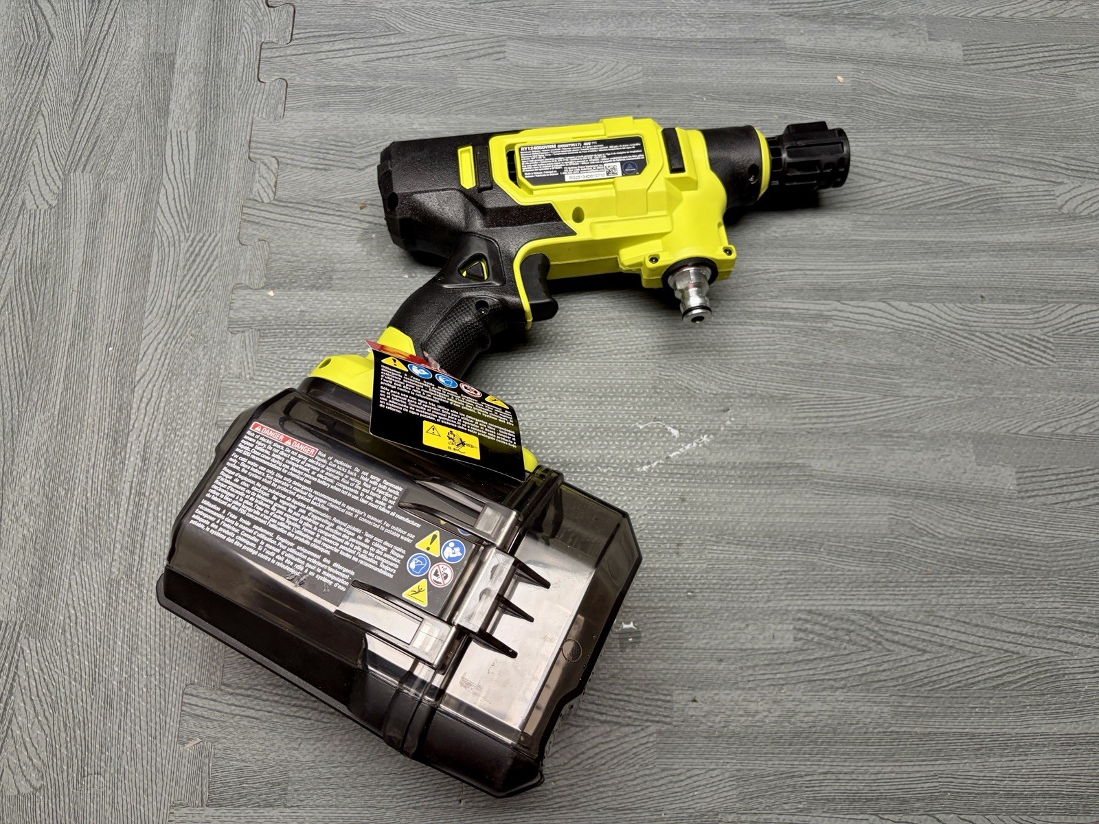 RYOBI 40V Pressure Cleaner NEW 600PSI Handheld Cleaner No Hose (Tool Only)