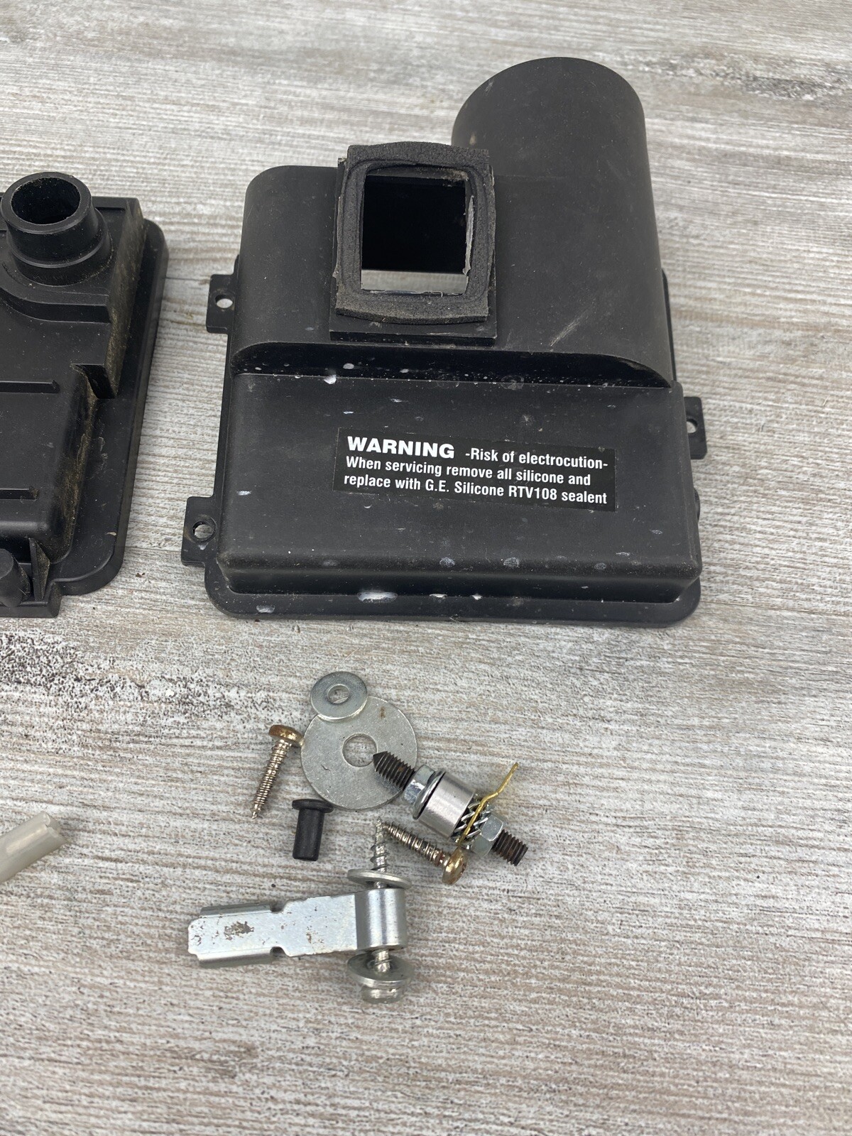 Husky 1650 PowerWasher 1.6 GPM Electrical Box