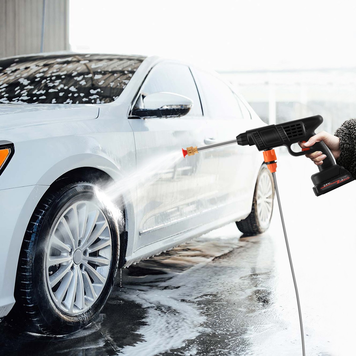Cordless Portable Electric Water Spray Gun and Hose Car Washer Cleaner Tool 260W