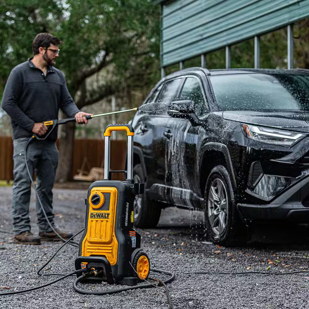 2800 PSI 1.0 GPM Electric Pressure Washer, Axial Pump, Soap Tank, Reliable Resid
