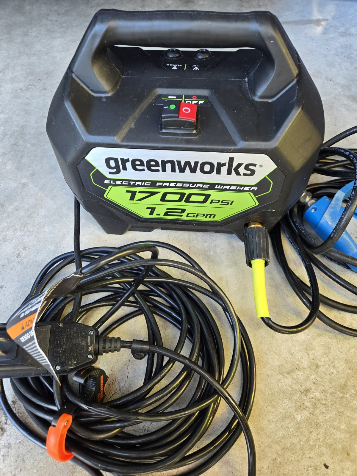 Greenworks 1700-PSI 1.2-GPM W/ MTM Hydro Spray Gun