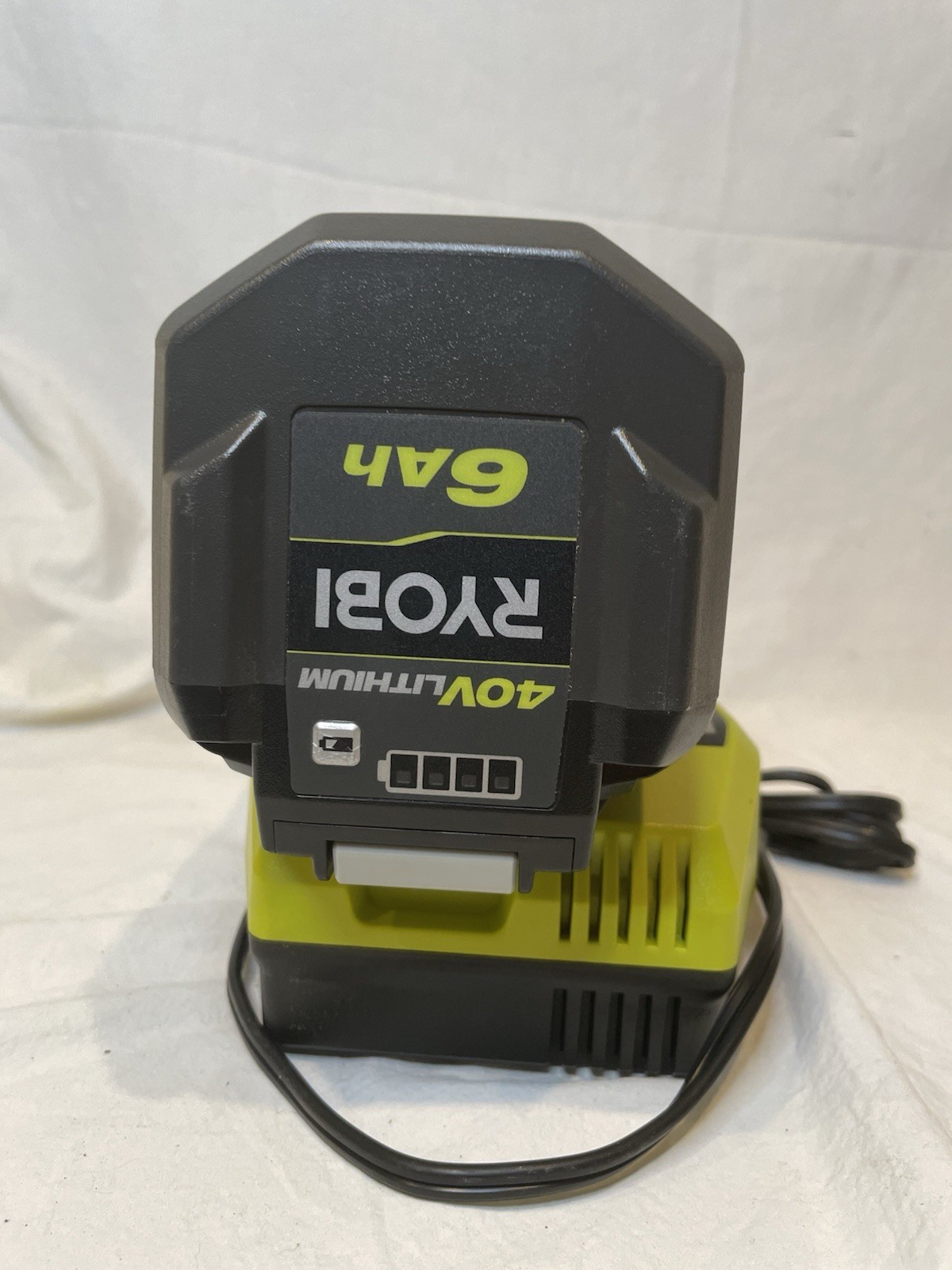 RYOBI -New OP40602VNN 40V Li-Ion 216Wh 6.0Ah Battery & Charger.