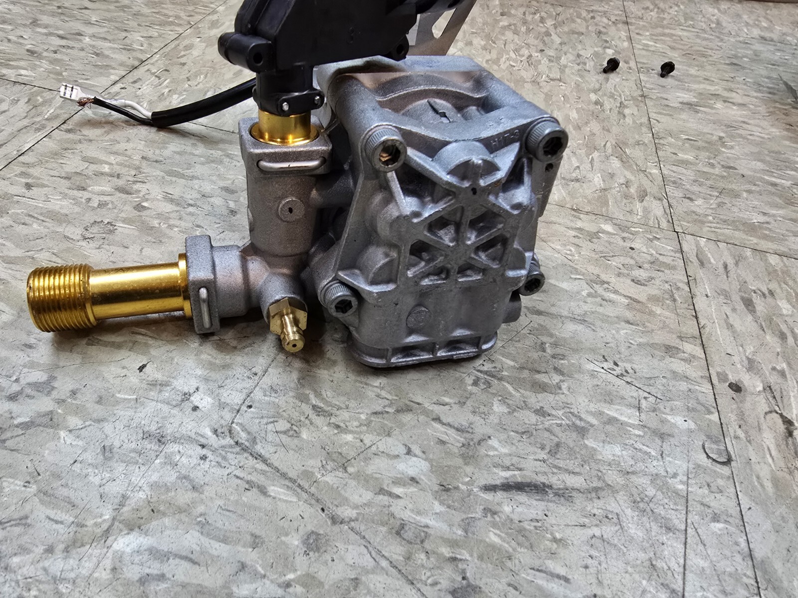 Ryobi OEM Part Water Pump Assy for Ryobi RY141900 1900PSI Pressure Washer