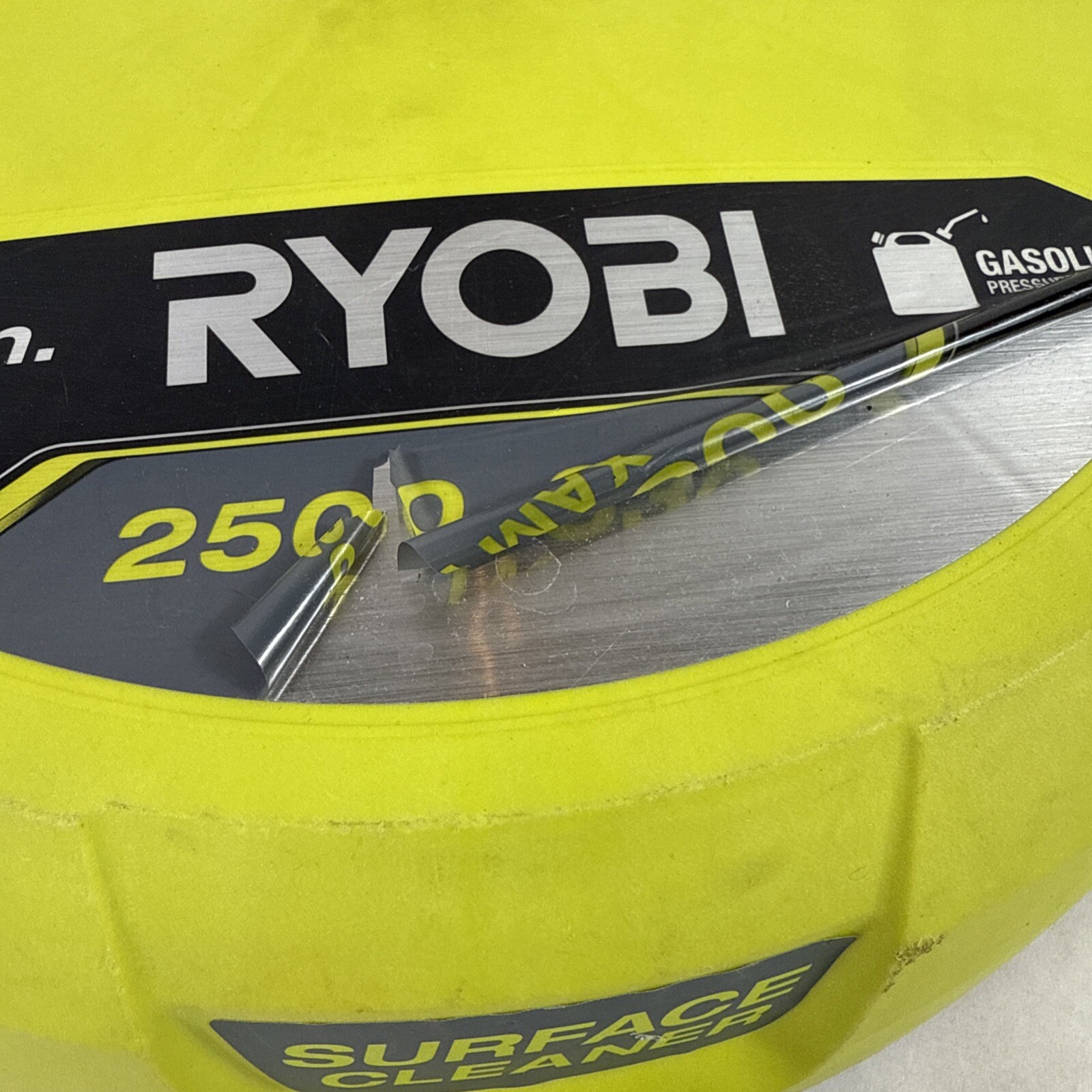 Ryobi RY31SC01 15 in. 2500 – 3300 PSI Surface Cleaner For Gas Pressure Washer