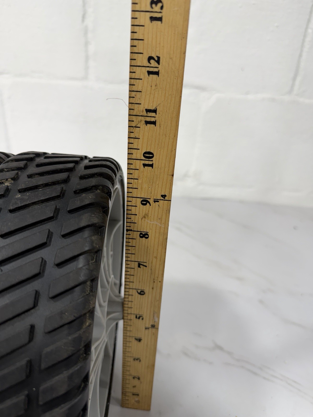 Set of 2 OEM TROY BILT Pressure Washer 020605-00 Wheels Pair 313837GS