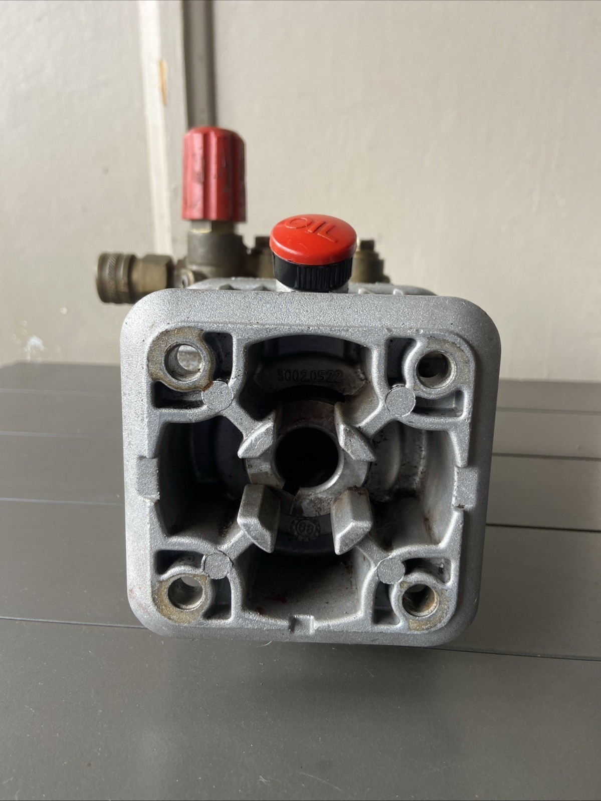 Comet AXD 3020G Pressure Washer Pump – LOW PRESSURE – PARTS OR REPAIR