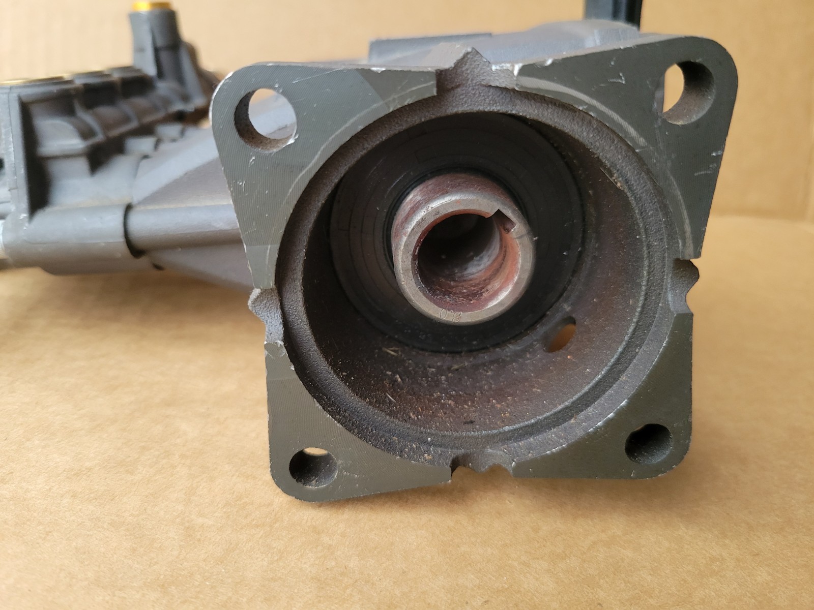 3600 psi AAA Pump 4300017 ((( For Parts or Repare ))) No tested