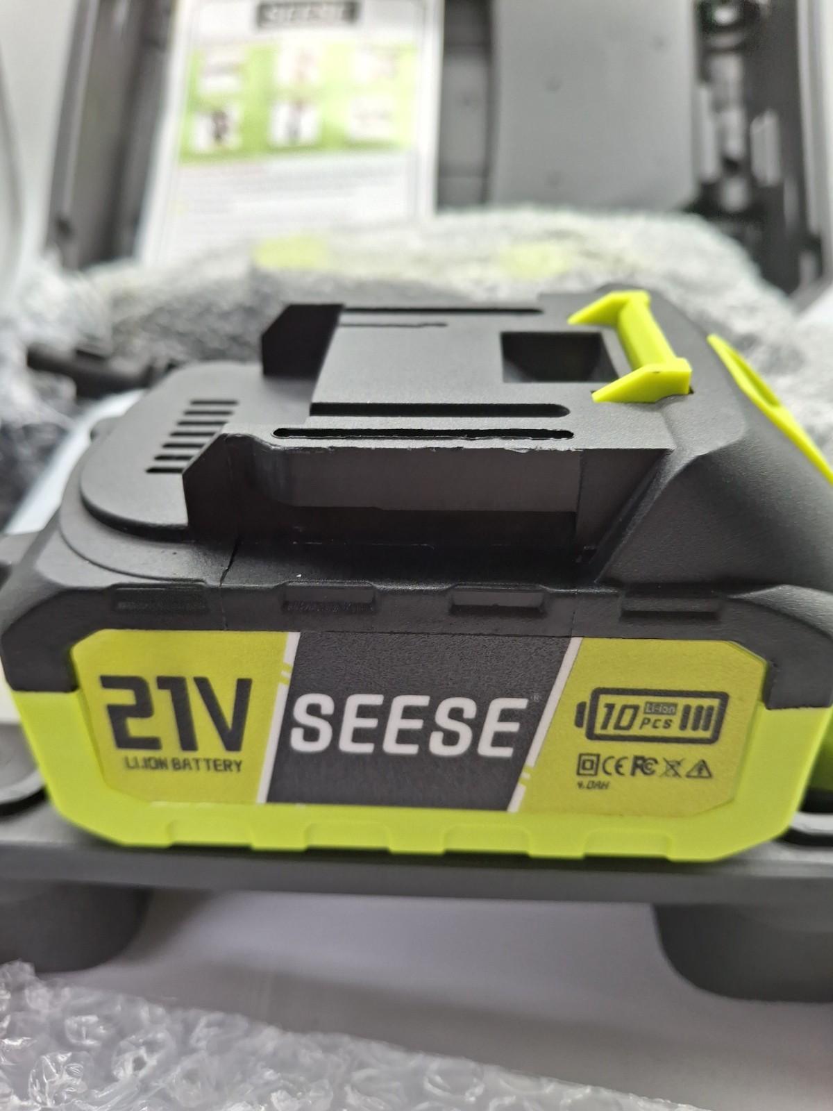 SEESE 800 PSI Water Pressure Washer Cordless Portable Pressurized Hose Car Wash