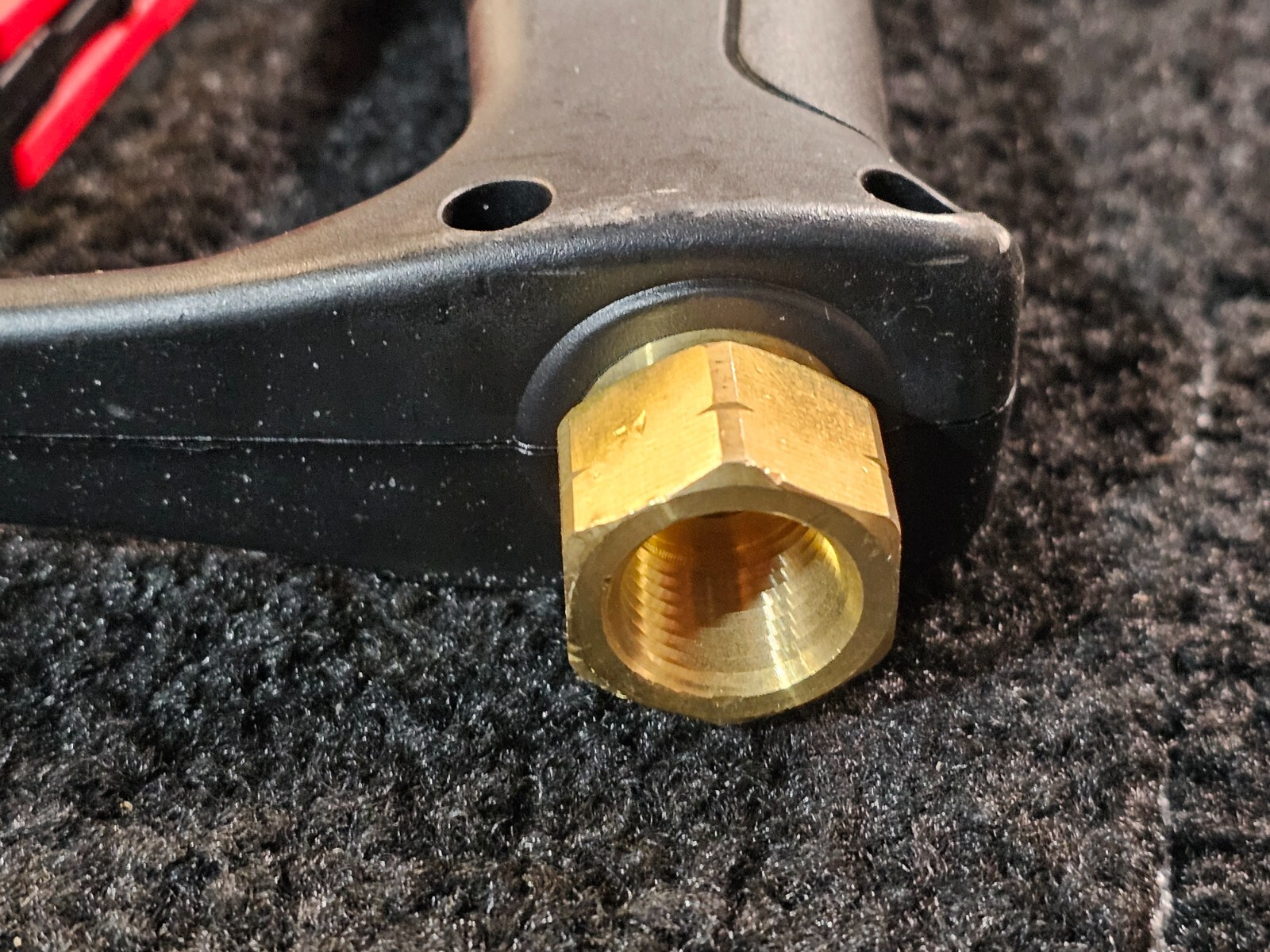 Pressure Gun MV925 4500 PSI Maximum Pressure 8 GPM, 320°F Max Temp