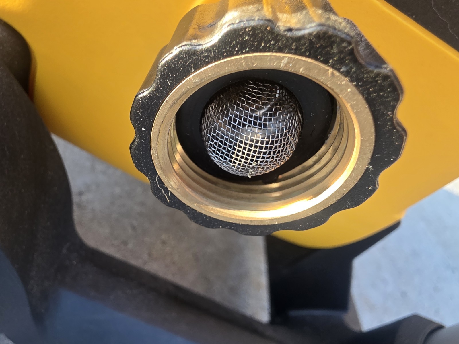 DEWALT DWPW3000 3000-MAX PSI 1.1-GPM Brushless Electric Pressure Washer