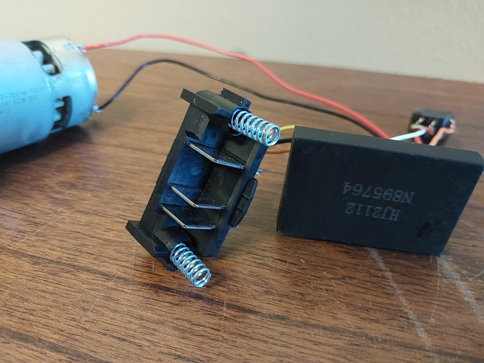 Black & Decker BCPW350 Power Cleaner – Motor, Board, And Switch Assembly