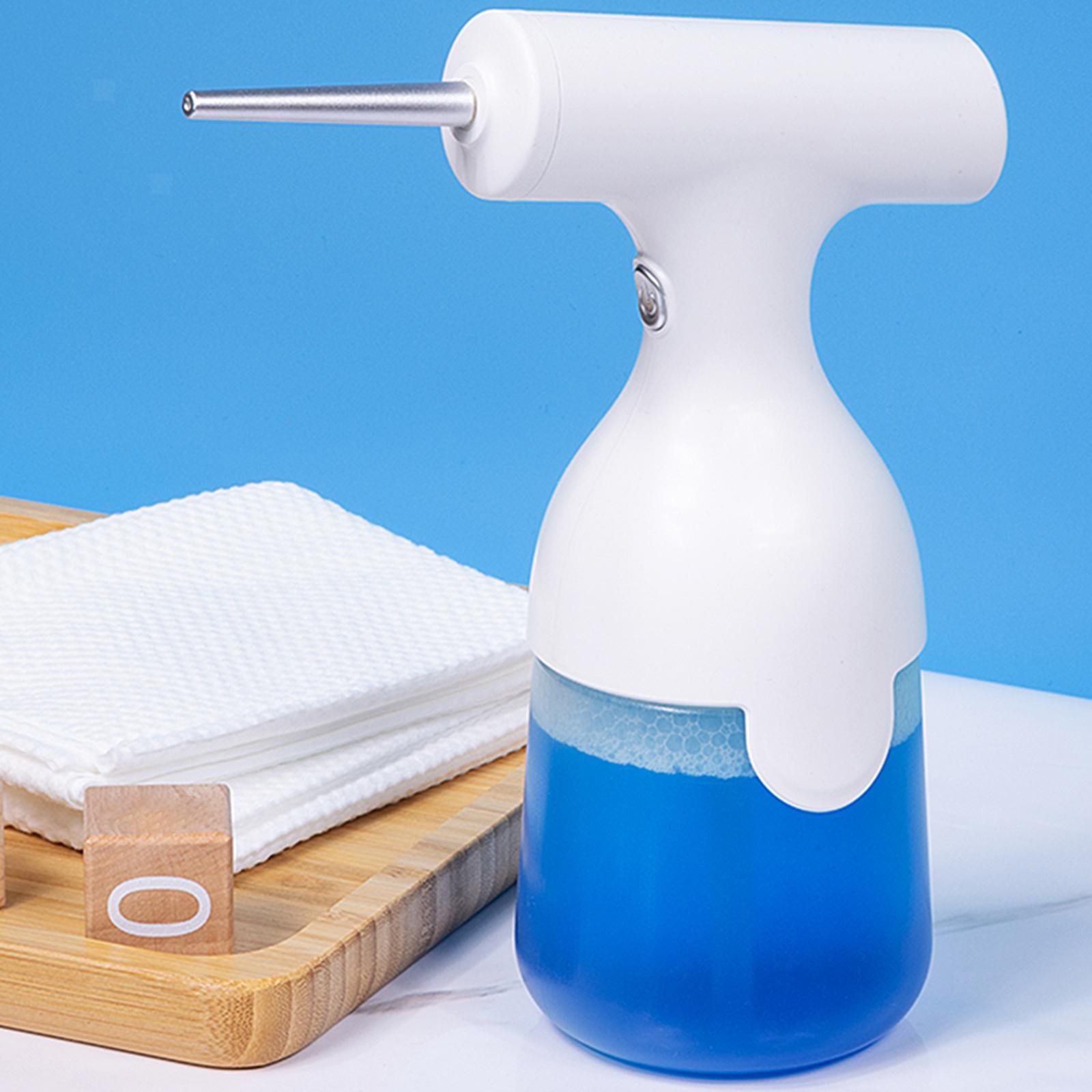 Foam Sprayer Adjustable Nozzle 2 Washer Nozzles Hungable Easy to Carry Handheld
