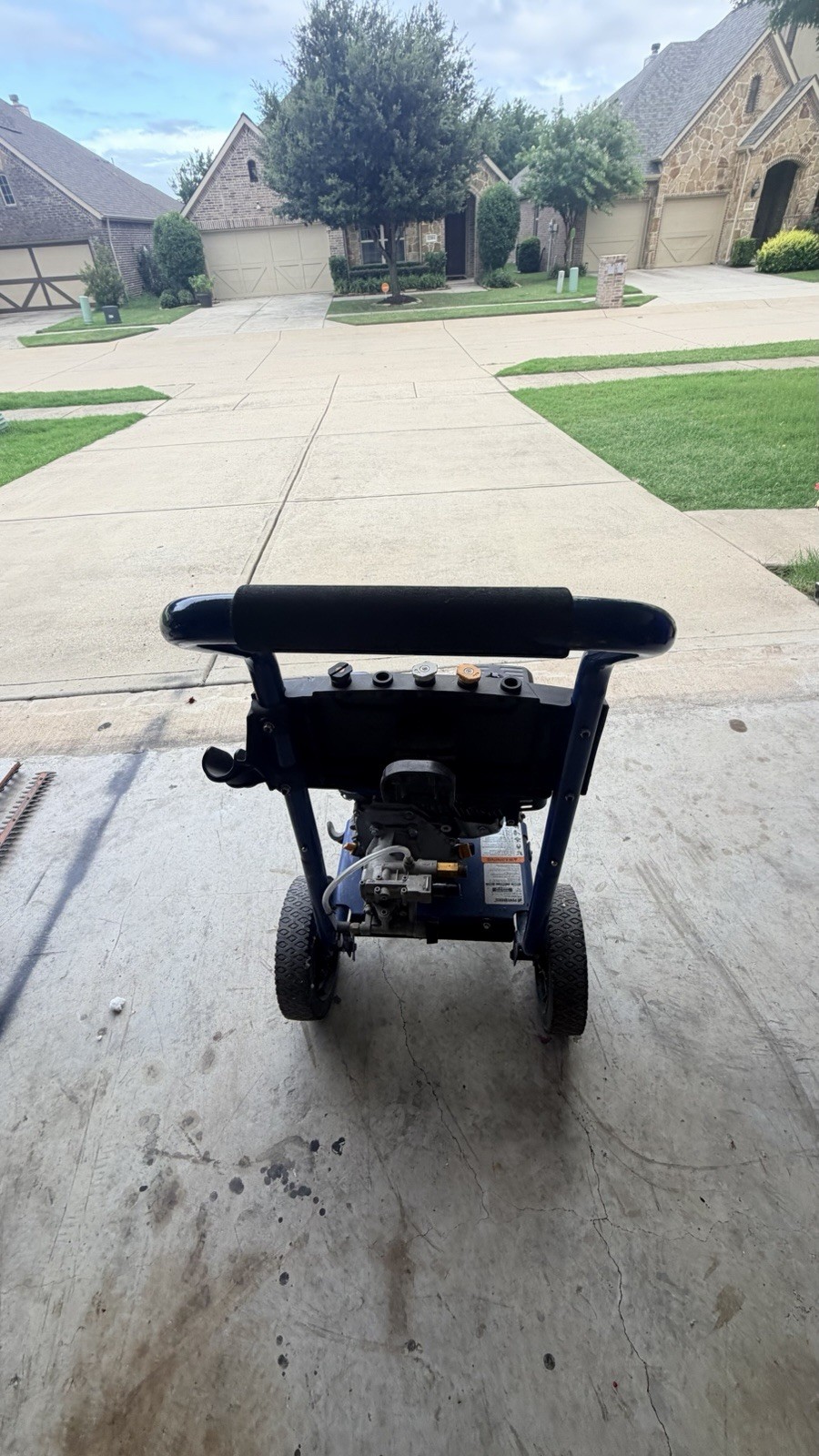 Powerhorse 3200 PSI Gas Cold Water Pressure Washer 196cc QC w/ Hose, Gun, Wand