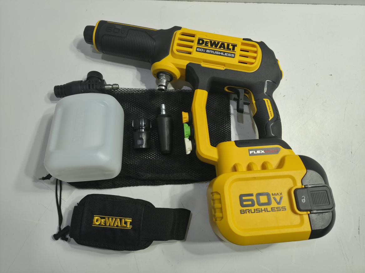 DEWALT PRESSURE WASHER DCPW1000 (P11037212)