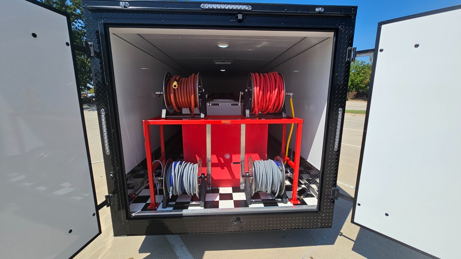 ENCLOSED HOT WATER PRESSURE WASH/SOFT WASH TRAILER W/ SPOT FREE