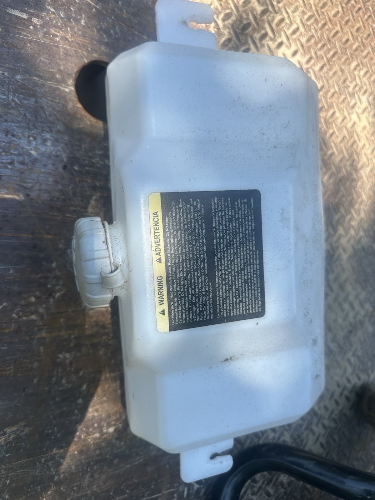 Parts Greenworks Pro Pressure Washer GWP 2300 PSI. Soap Dispenser Jug R0204664-