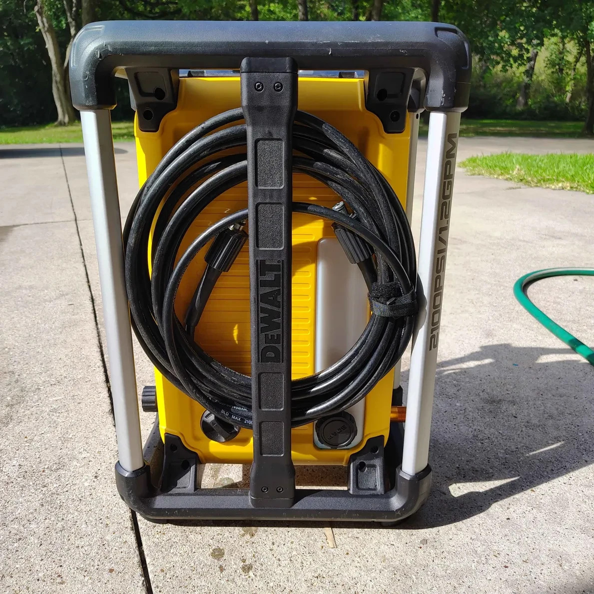 DEWALT 2100 PSI 1.2 Gpm Electric Jobsite Pressure Washer