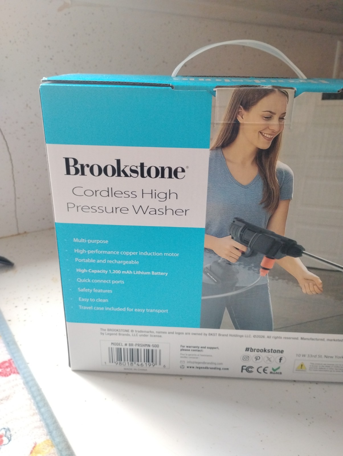 Brookstone Cordless Battery Cold Water Pressure Washer w/ Travel Case, Portable