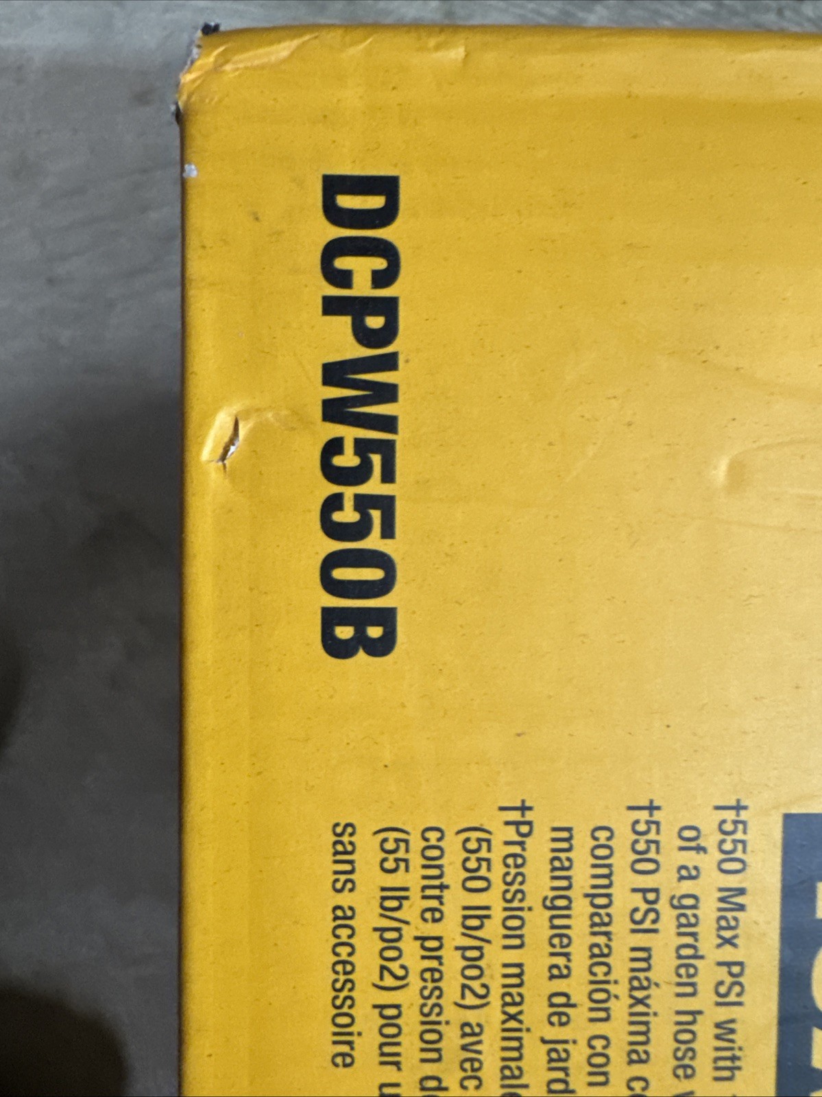 DEWALT 20V MAX 550 PSI Cordless Pressure Washer Tool Only DCPW550B