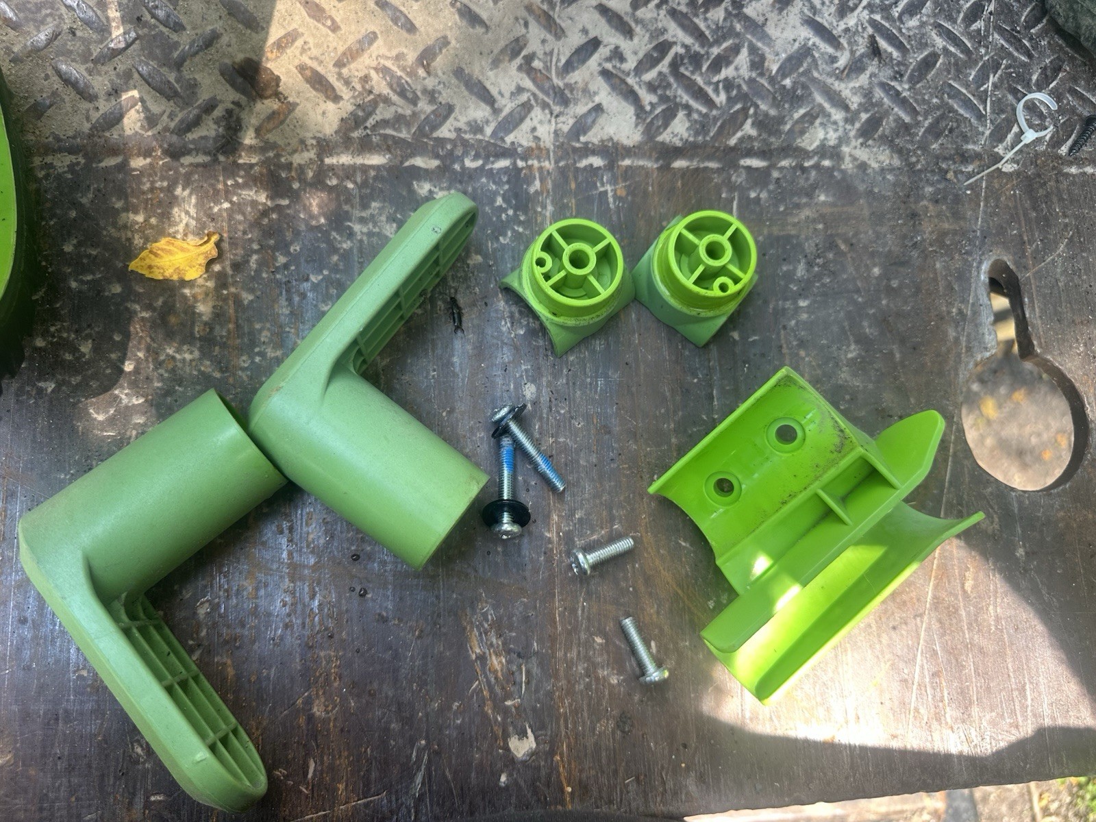 Parts Greenworks Pro Pressure Washer GWP 2300 PSI Cord Brackets & Hose Holder