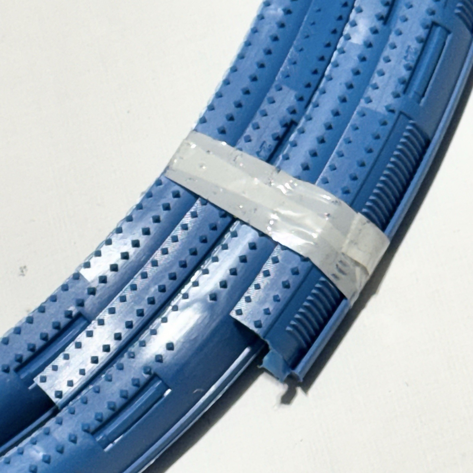 AlloyGator Blue Rim Protector for Car Wheels Fits 12-24 Wheel Diameter Listing B