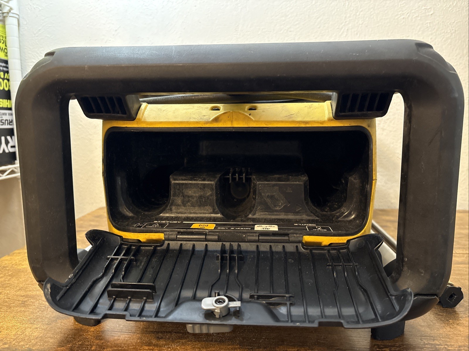 PARTS OR REPAIR DeWALT 2100 PSI 1.2 GPM 13 Amp Electric Pressure Washer DWPW2100