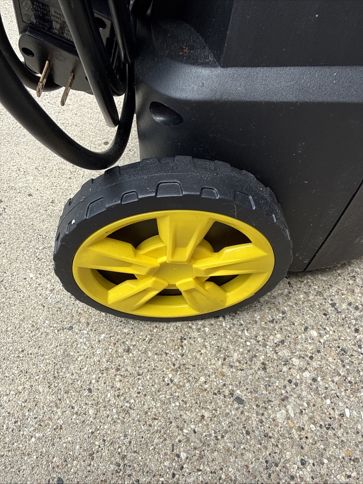VEVOR Electric Pressure Washer 2000 PSI – Black Yellow