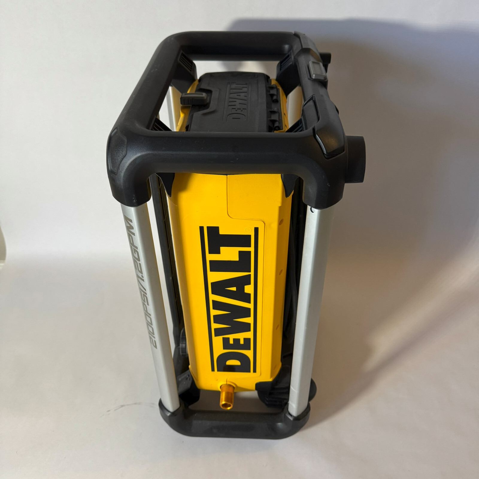 DeWALT DWPW2100 2,100 PSI Electric Cold Water Pressure Washer